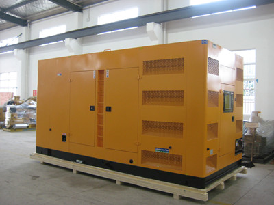 兴安不同类型的发电机组在冬季保养时的注意事项有何差异？